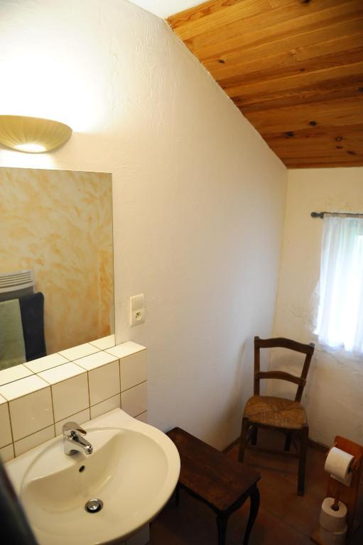 Chambres D'Hotes Le Chintre Queyssel Pokoj fotografie